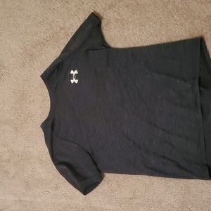 Black under armour dry fit boys small